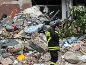 Earthquake in Italy's Naples