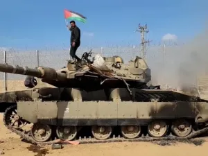 دبابة