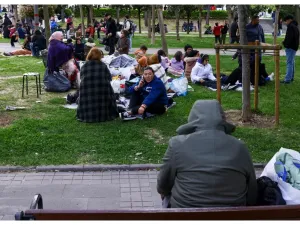 زلزال إسطنبول.. تسجيل 185 هزة ارتدادية وكشف عدد المصابين