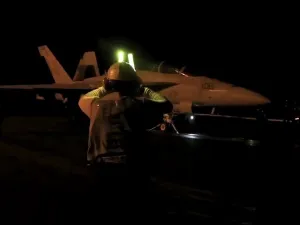 الحوثيون يسقطون طائرة استطلاع أميركية وسط تكتم أمريكي