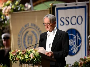 Godfather of AI issues serious warning about its dangers