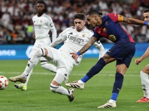 كيف يمكن لبرشلونة حسم الليغا قبل مواجهة ريال مدريد؟