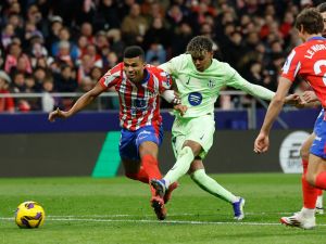 تشكيلات الفرق: برشلونة - أتلتيكو مدريد في إياب نصف نهائي كأس الملك 2024-25