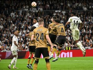 أويارزابال يحتج على هدف ريال مدريد ويؤكد: التسلل كان واضحًا