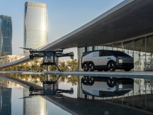 Chinese company develops massive aircraft carrier car