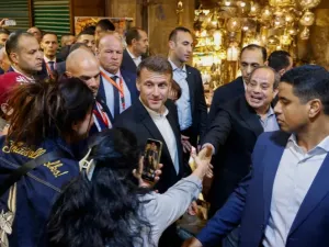 قمة ثلاثية بين ماكرون والسيسي والملك عبد الله الثاني بالقاهرة حول الوضع في غزة