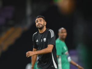رياض محرز يدهش آسيا ويقدم موسمًا استثنائيًا بكل المقاييس