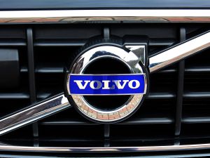 Volvo lays off 800 jobs amid ongoing tariff war
