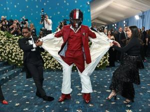 دامسون إدريس في حفل ميت غالا Met Gala لعام 2025