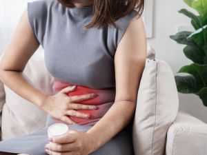 ما أعراض الفيروس في المعدة؟