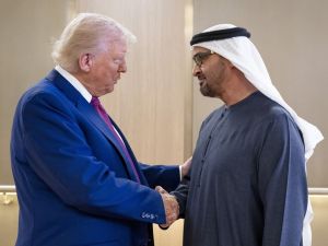 رئيس دولة الإمارات والرئيس الأميركي