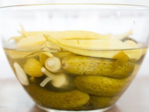طريقة عمل مخلل الفقوس 