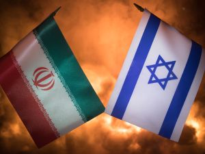 إيران تنفي مساعدة الحوثيين في هجوم مطار بن غوريون