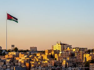 بدعم 50%.. برنامج وطني جديد في الأردن لتركيب سخانات شمسية للأسر محدودة الدخل