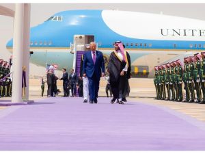 لماذا اختار ترامب السعودية كأول وجهة خارجية في جولته؟
