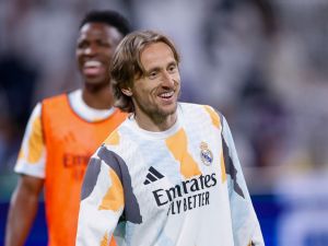 بعمر الـ40 ولا يلعب أساسياً..لوكا مودريتش يواصل تحطيم المنطق بأرقام خيالية