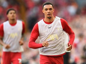 ريال مدريد يطلب إنهاء عقد أرنولد مبكرًا قبل مونديال الأندية