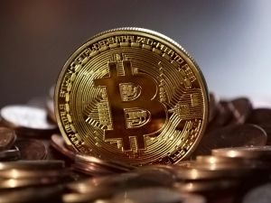 أسعار العملات المشفرة مقابل الدولار اليوم الأربعاء 21 مايو 2025