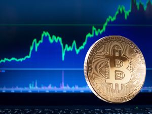 أسعار العملات المشفرة مقابل الدولار اليوم الخميس 15 مايو 2025