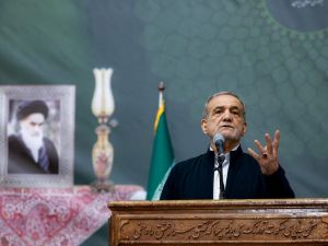  Iran’s President slams western pressure, vows to rebuild nuclear program if attacked 