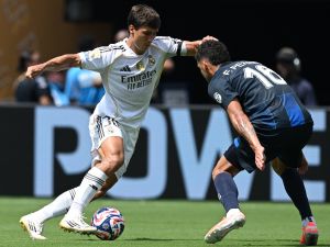 نجم ريال مدريد الصاعد يُعلق على مقارنته بخوسيلو: "مصدر فخر"