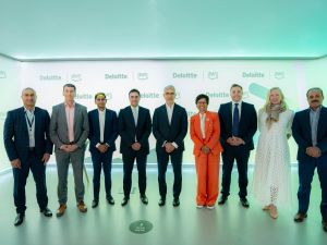ديلويت وأمازون لخدمات الويب توسّعان تعاونهما لتسريع التحول الرقمي في الشرق الأوسط 
