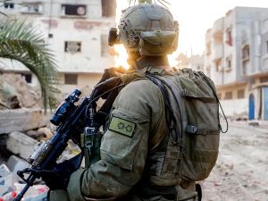 مقتل جندي إسرائيلي قنصا في غزة