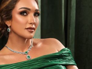 رهف صوالحة تخطف الأنظار في حفل زفاف سيليو صعب وزين قطامي