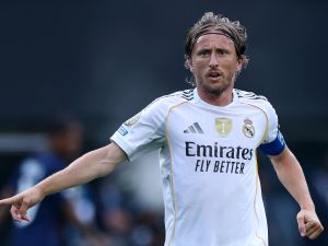 لوكا مودريتش في ميلانو لإتمام انتقاله التاريخي