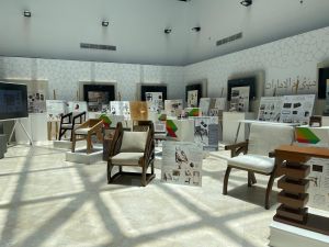 طلبة التصميم الداخلي بجامعة أبوظبي يستعرضون مشاريعهم النهائية أمام نخبة من الخبراء والخريجين