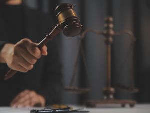 تحقيقات في الأردن مع متسترين على أموال الإخوان