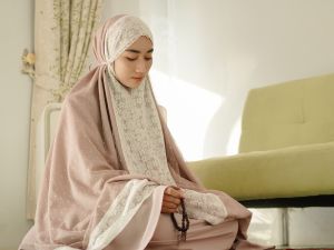 دعاء لزيادة طول الرموش