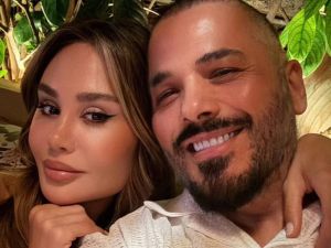 الثنائي الرومانسي رامي عياش وداليدا يخطفان الأنظار بأحدث إطلالة بمناسبة عيد زواجهما
