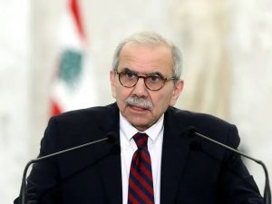 نواف سلام