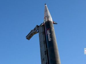 Houthis launch hypersonic missile targeting Ben Gurion airport in Tel Aviv