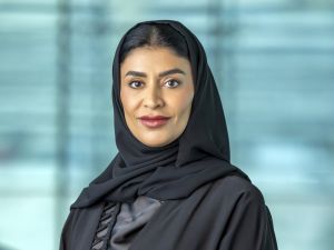 من قمرة القيادة إلى المناصب القيادية: الإماراتيات يصنعن الفارق في الاتحاد للطيران