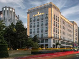 Introducing ‘The Rewarding Escape,’ a Journey Bridging Europe's Imperial Grandeur and Dubai's Vibrant Luxury
