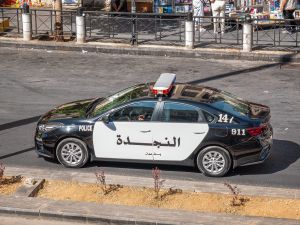  50% للنوافذ الجانبية فقط