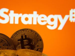 أسعار العملات المشفرة مقابل الدولار اليوم الإثنين 4 أغسطس 2025