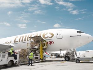 الإمارات للشحن الجوي تعزز ممرات الشحن من شرق آسيا إلى الأسواق العالمية