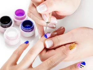 ما هي مادة TPO وعلاقتها بطلاء الأظافر من نوع Gel Color