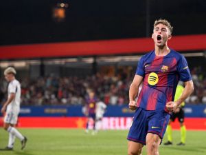 كواليس الميركاتو: كيف أقنع نجوم برشلونة فيرمين بالاستمرار؟