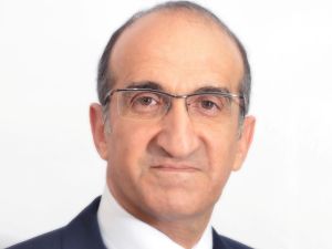 بنك ABC يواصل ريادته في التمويل المستدام محققًا تمويلات بلغت ٢.٨ مليار دولار أمريكي لدعم الدول الناشئة 