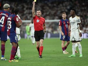 ماضي سيئ يربط سيزار سوتو غرادو ببرشلونة قبل الكلاسيكو