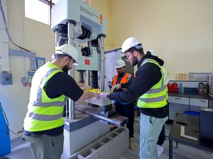 Abu Dhabi University Showcases Student Innovation and Future Energy Solutions at ADIPEC 2025