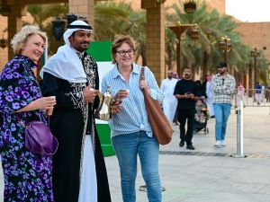 أكد ربط 20 مدينة سعودية جويًا خلال 3 سنوات و200 ألف غرفة فندقية قيد الإنشاء