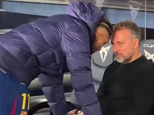 كواليس حديث فليك ورافينيا بعد الفوز على ألافيس