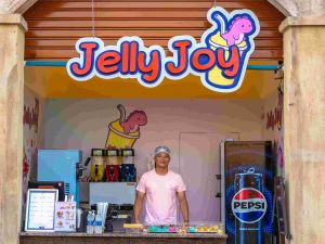 دليل نوفمبر لأبرز أكشاك الطعام في القرية العالمية