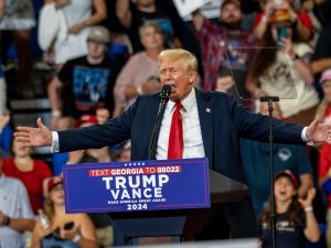  تهم جنائية ضد ترامب