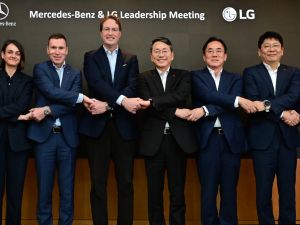 LG and Mercedes-benz Discuss Expanding “one Lg Solution” Collaboration